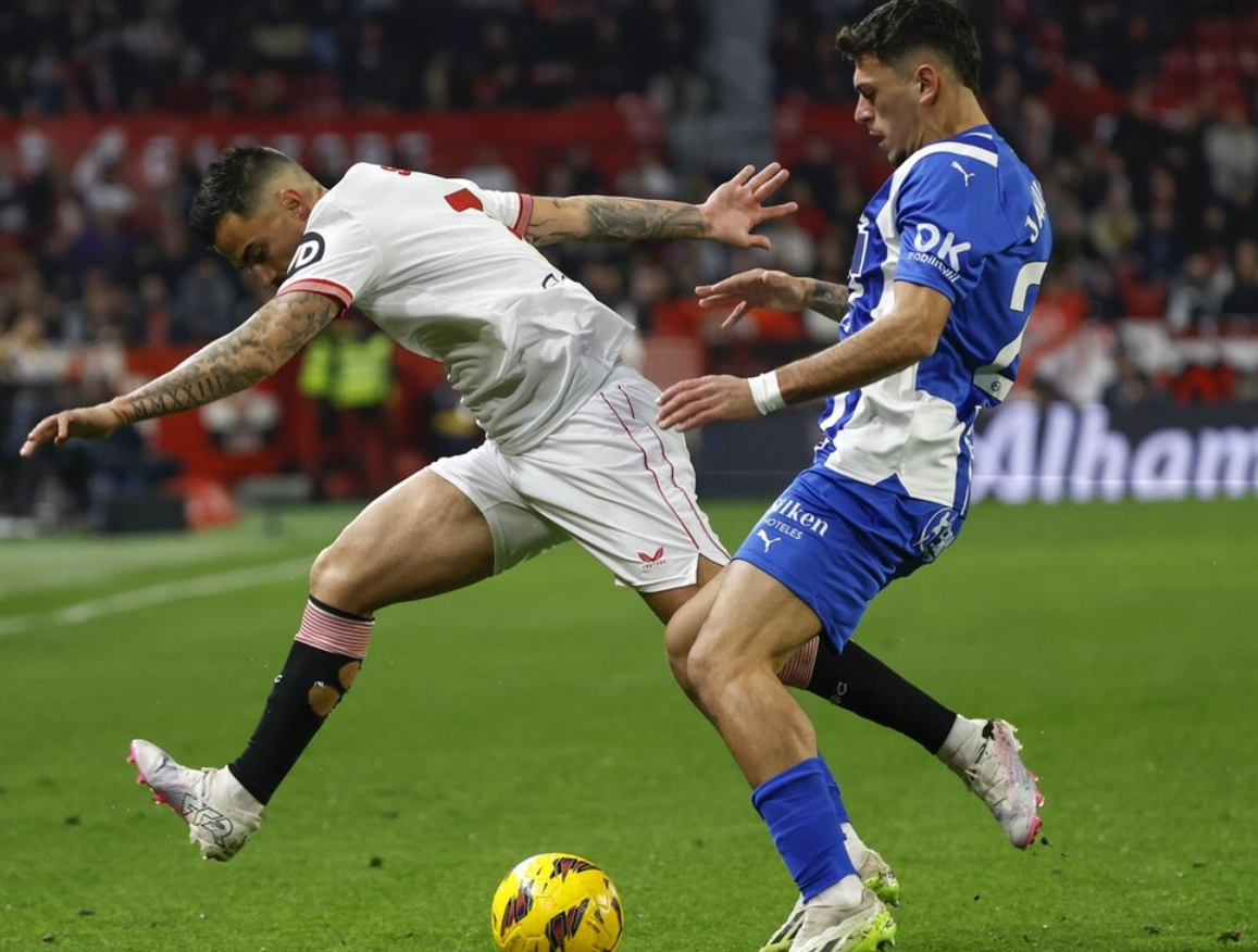 九游娱乐中国-集结日国际米兰远射贴柱：欧联节点到来，压力陡增，高层口径保持一致(国际米兰意甲积分榜)