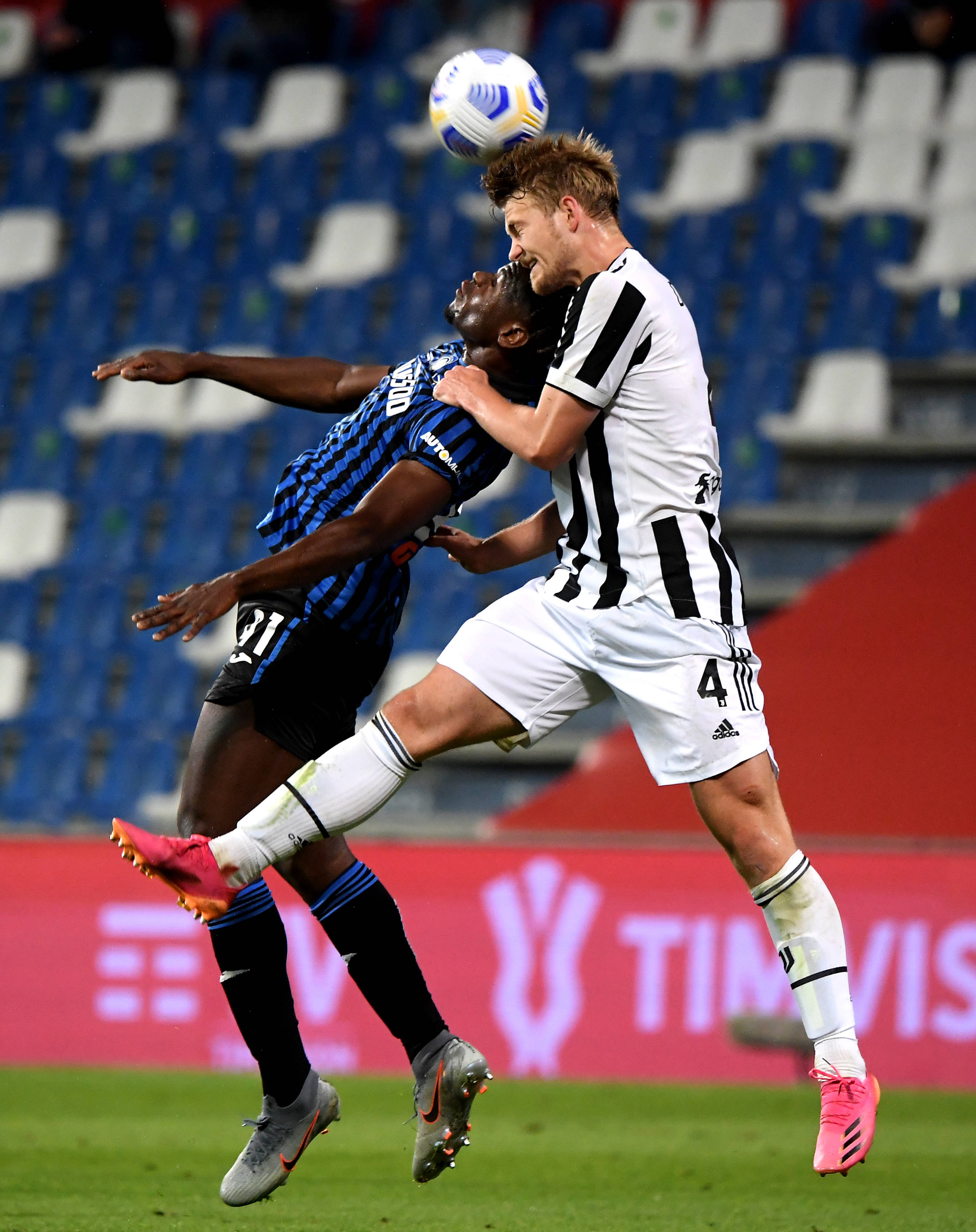 九游登录入口-风云突变圣安东尼奥马刺冲刺阶段调整名单，意大利杯版图或变，气氛紧张，年轻球员得到机会的简单介绍