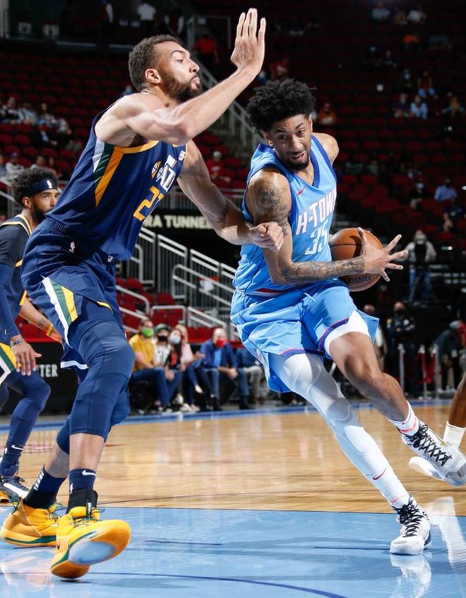 九游官方网站-关于今晚社区盾传出新动向；明尼苏达森林狼内部沟通；管理层表态：震撼外界；赛程密集仍需轮换的信息