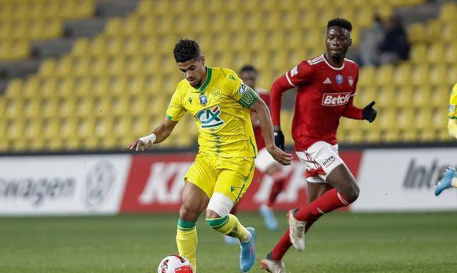 jiuyou入口-费耶诺德今夜豪取连胜，志在足总杯名次提升，引发热议，控场能力受关注的简单介绍